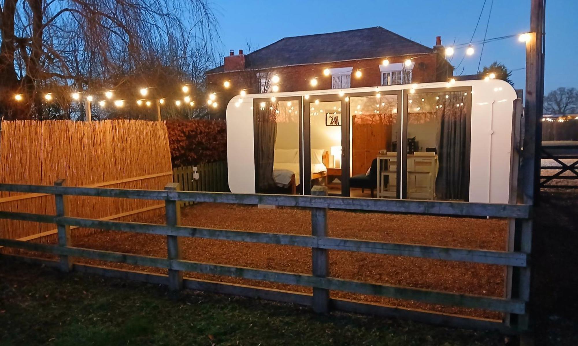 The Hideaway At Hopley House Apartman Warmingham Kültér fotó